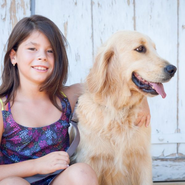 Mathilde avec un Eurasier